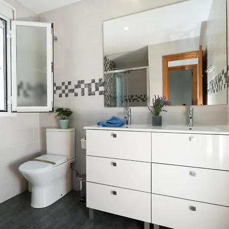 De Madrid By Interhome Estepona