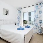 De Madrid By Interhome *