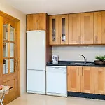 De Madrid By Interhome Дом отдыха *
