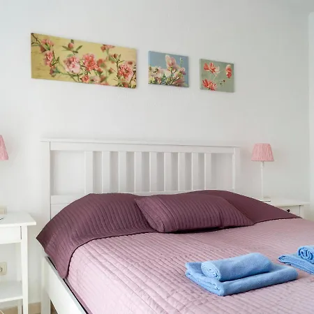 펜션 De Madrid By Interhome 에스테포나
